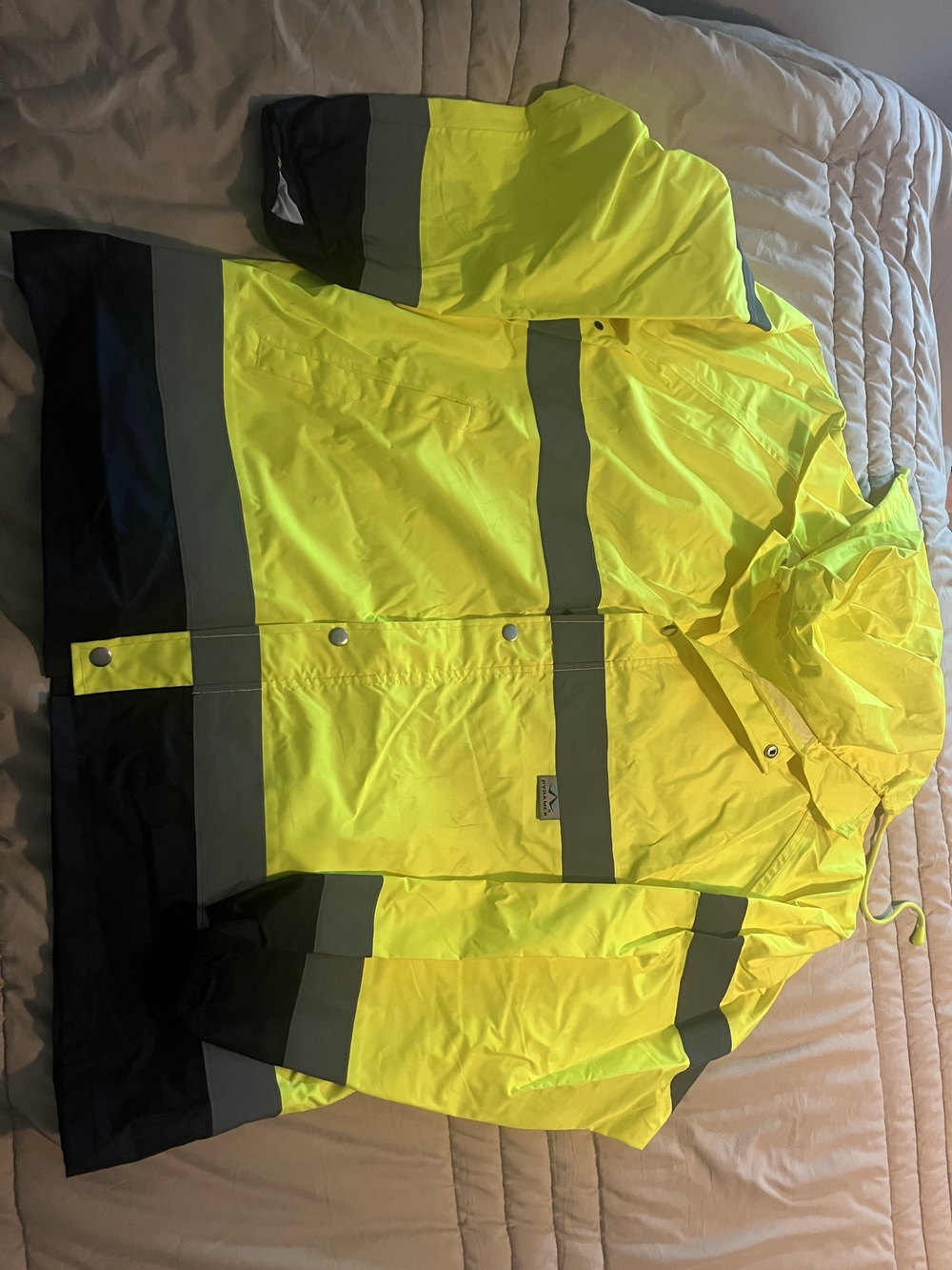 Men’s High-Visibility Yellow Waterproof Raincoat with Reflective Stripes Size XL
